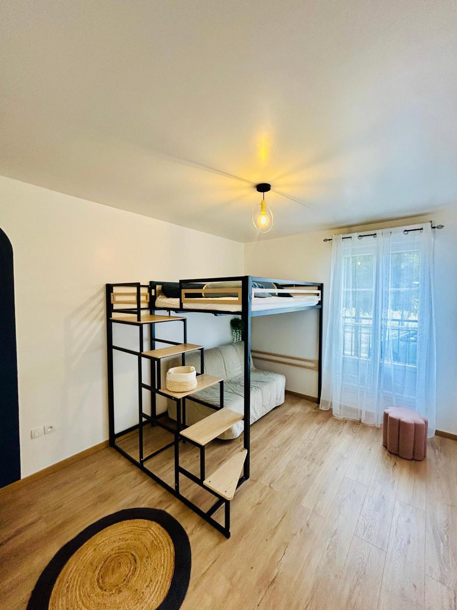 Serenity Place Сери Екстериор снимка